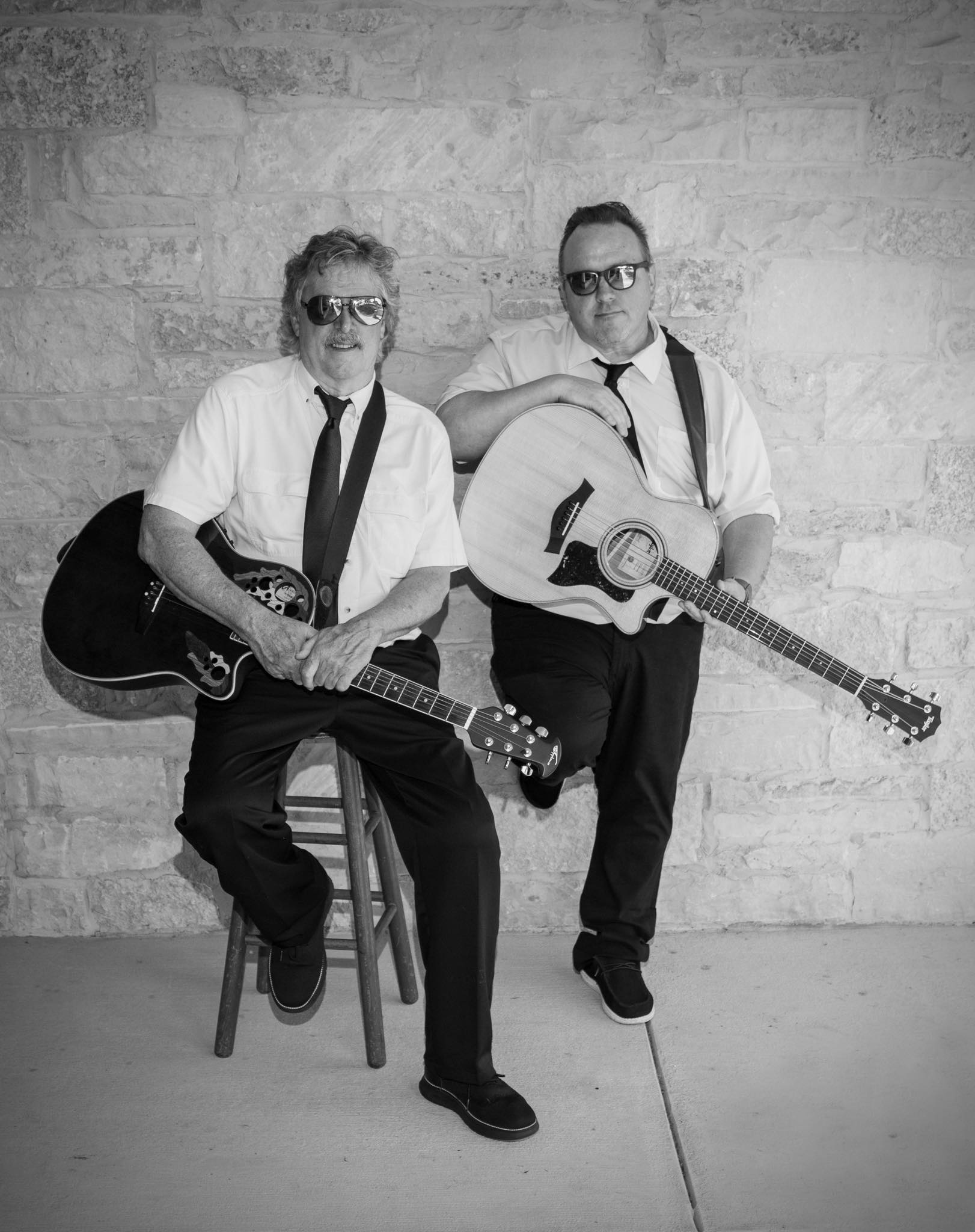 Live music with the DuoVers ~ Friday, February 6th